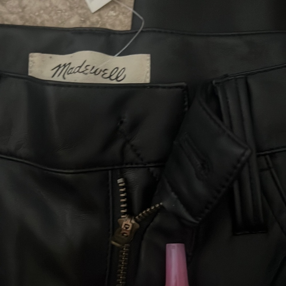 Madewell The Perfect Vintage Wide-Leg Pant: Faux Leather Edition - Picture 5 of 5